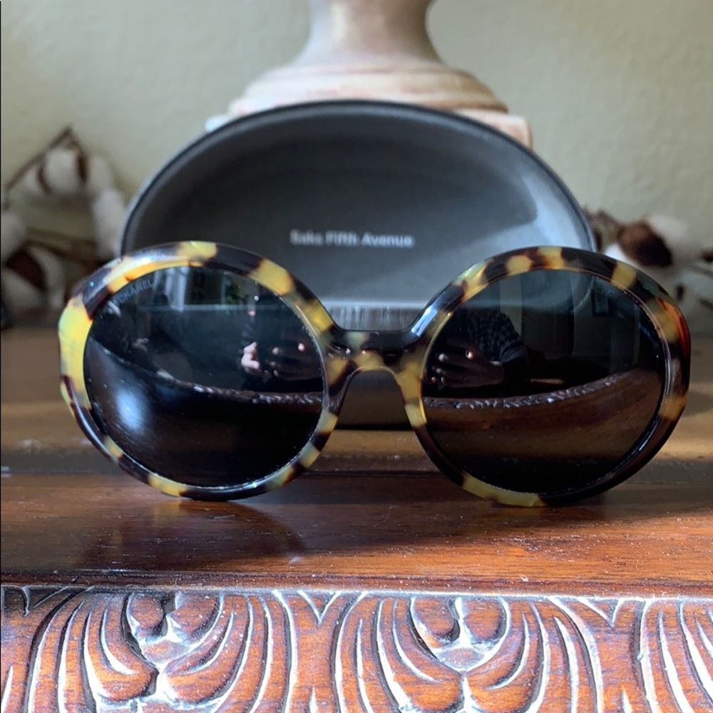 CHANEL Sunglasses